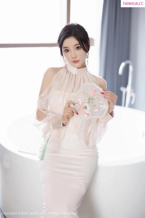 杨晨晨 sugar小甜心CC [XiuRen]高清写真图 2024.03.26 No.8294 杨晨晨Yome 丝袜美腿第32张图片